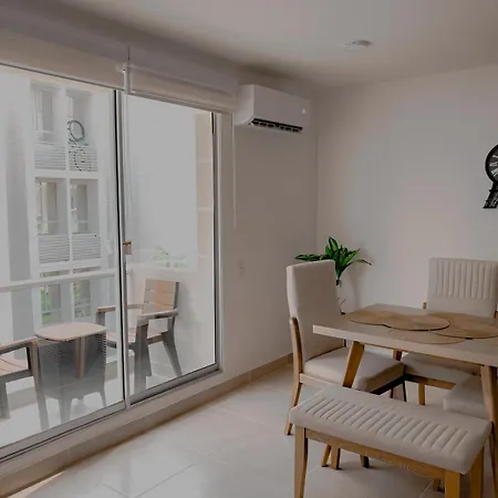 Apartamento Serena Del Mar Muy Cerca A La Playa