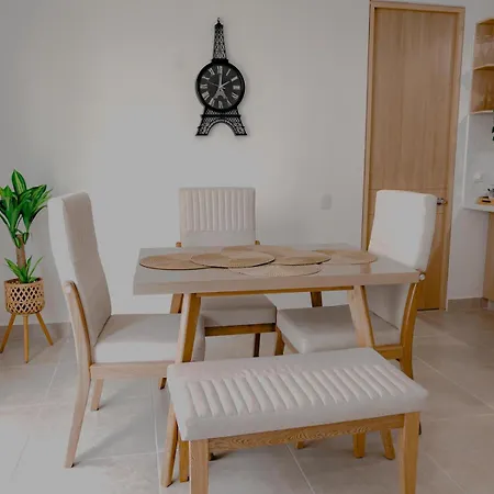 Serena Del Mar Muy Cerca A La Playa Apartamento Cartagena